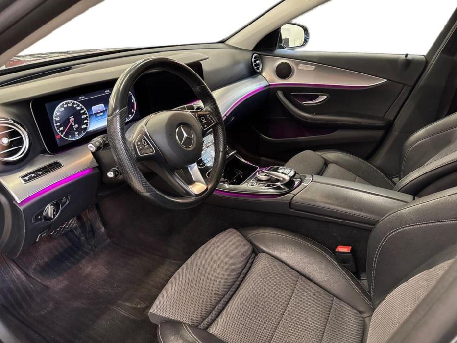 MERCEDES-BENZ E 2016