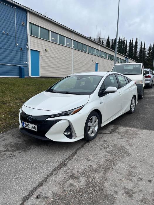 TOYOTA Prius Plug-in 2019
