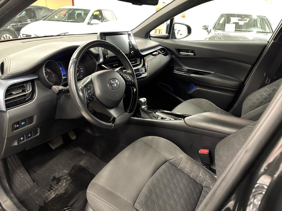 TOYOTA C-HR 2020