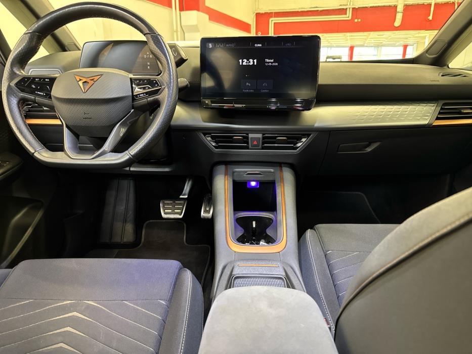 CUPRA Born 2023