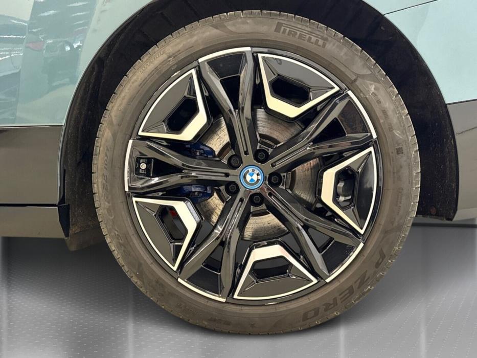 BMW iX 2021