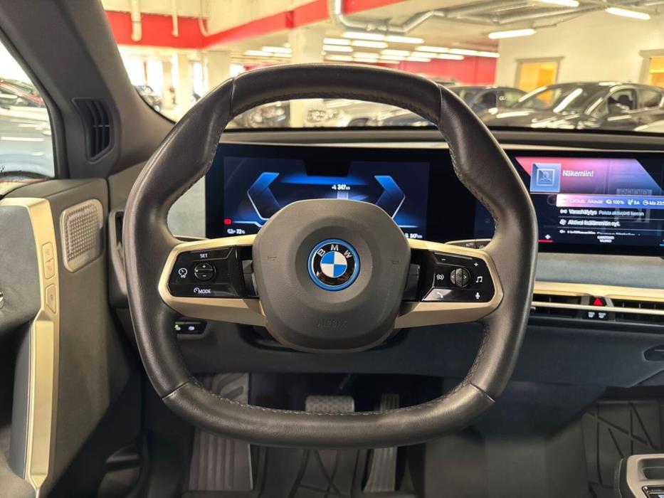 BMW iX 2021