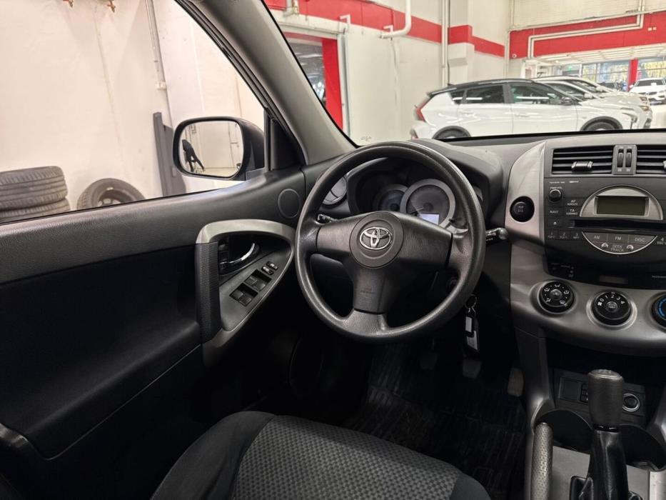 TOYOTA RAV4 2006