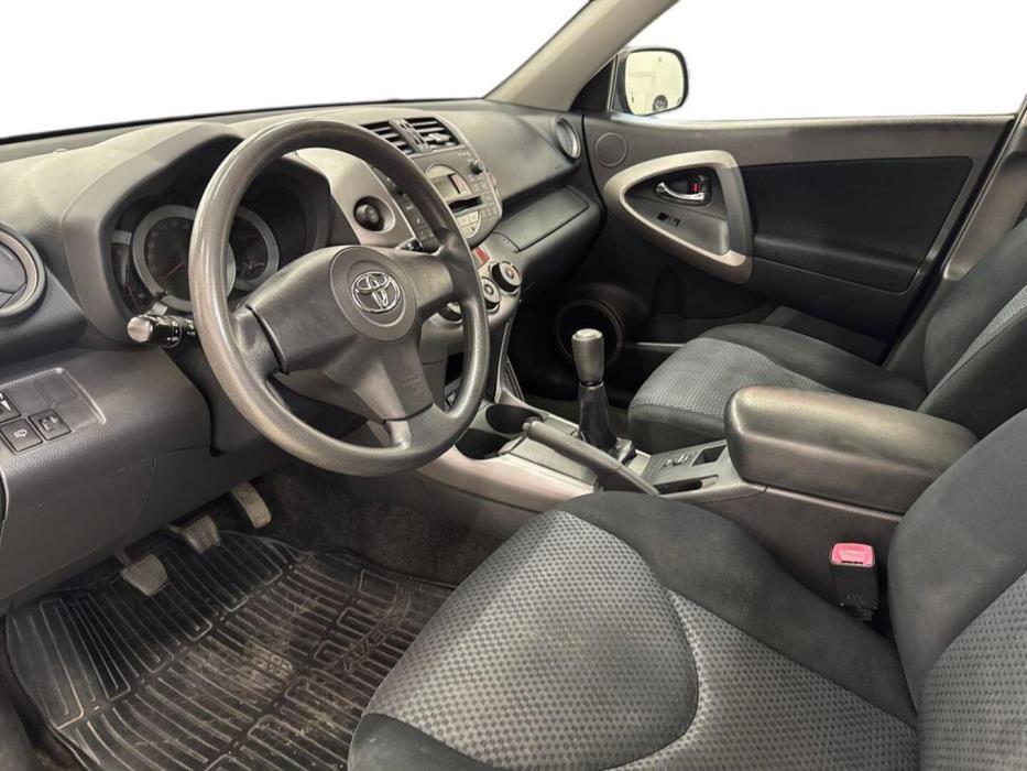 TOYOTA RAV4 2006
