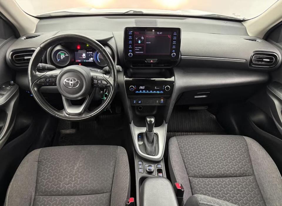 TOYOTA Yaris Cross 2023