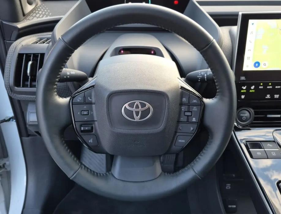 TOYOTA bZ4X 2025