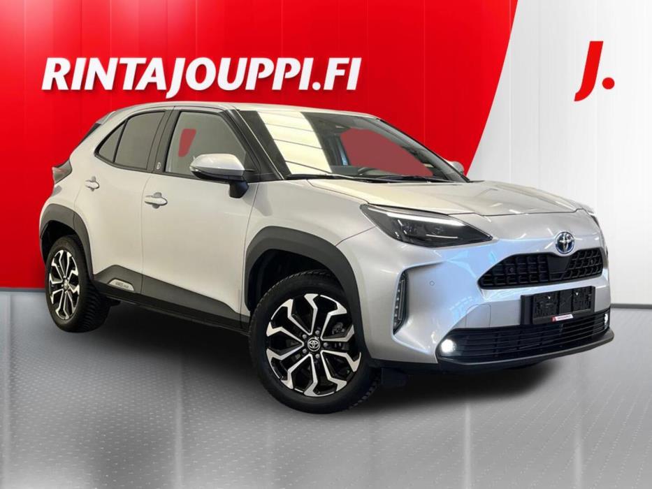 TOYOTA Yaris Cross 2024