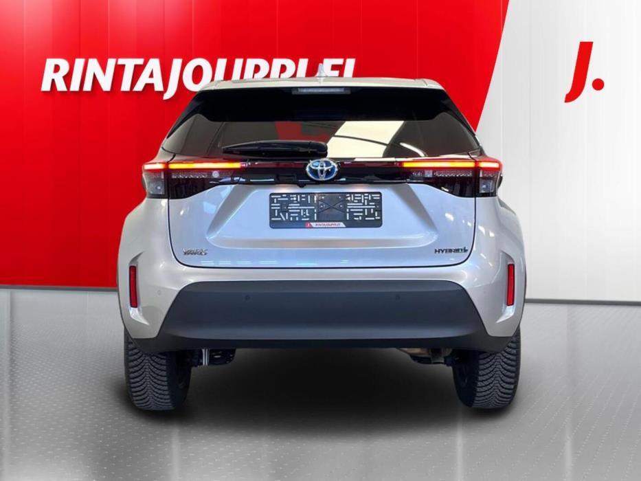 TOYOTA Yaris Cross 2024