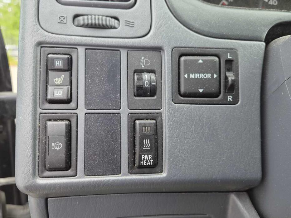 TOYOTA Hiace 2010