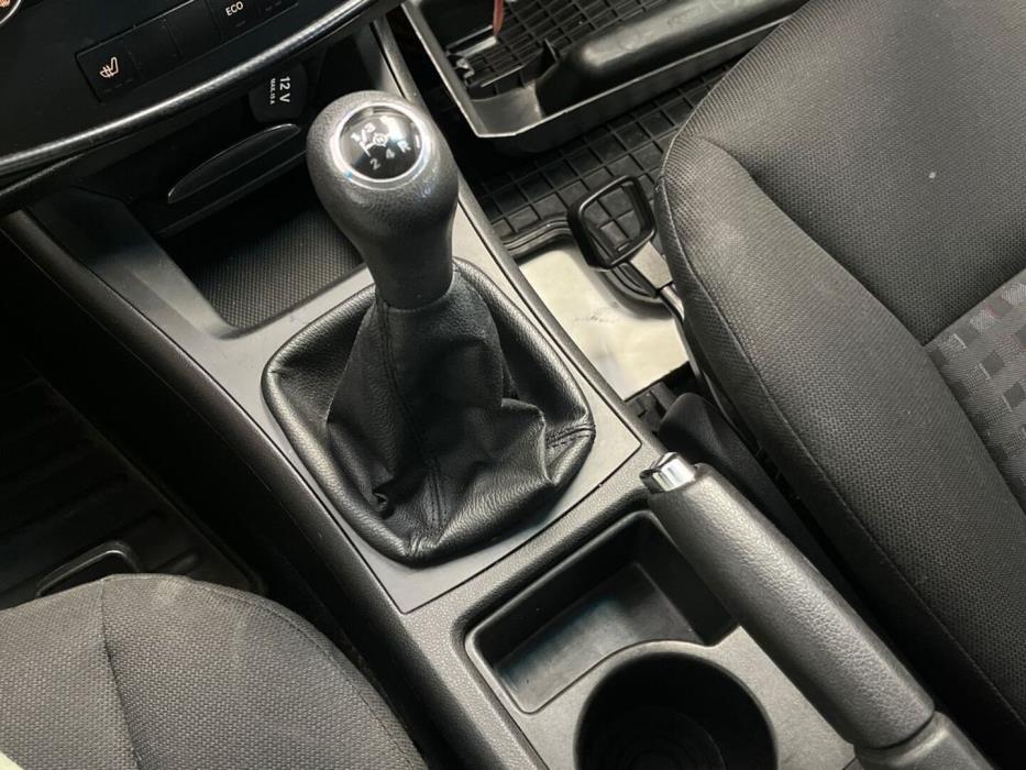 MERCEDES-BENZ A 2010