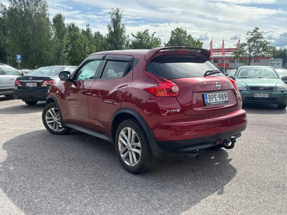 NISSAN Juke 2011
