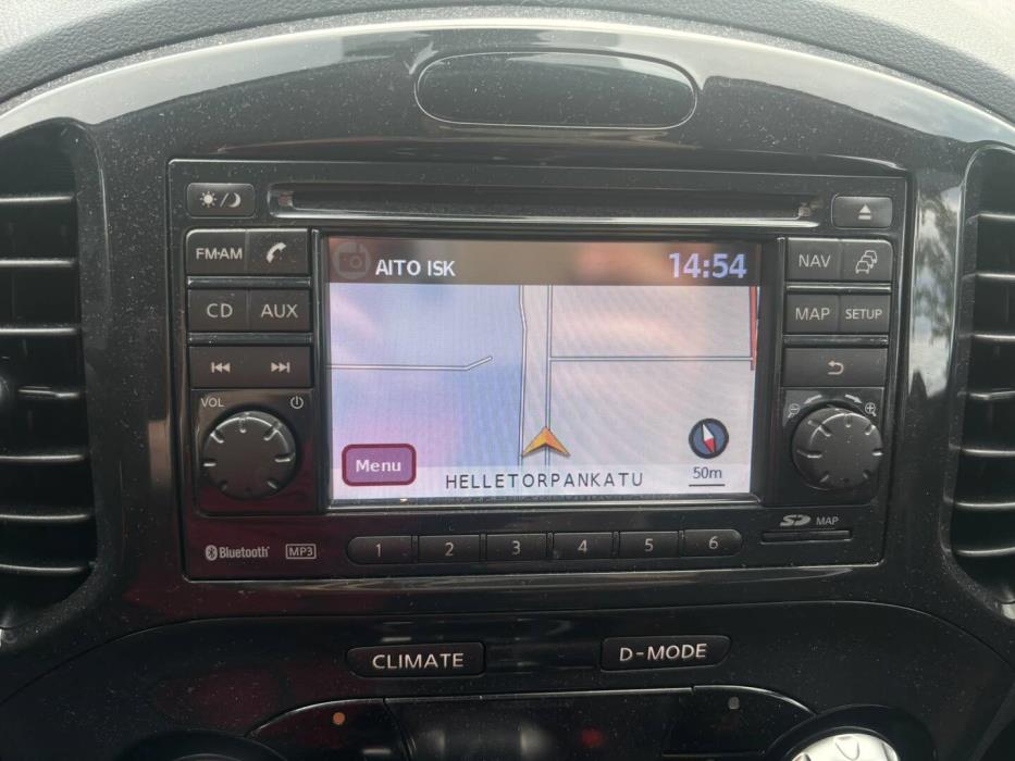 NISSAN Juke 2011