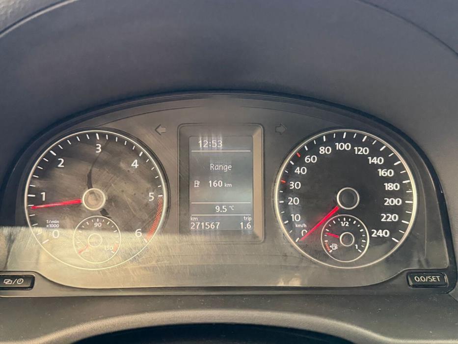 VOLKSWAGEN Caddy 2013