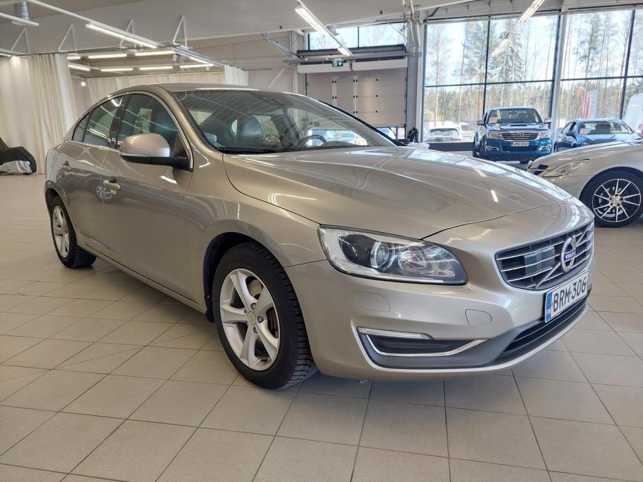 VOLVO S60 2013