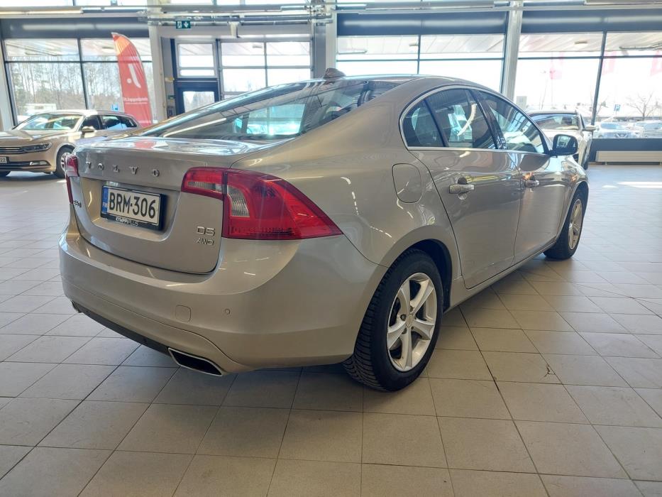 VOLVO S60 2013