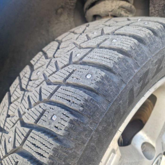 VOLKSWAGEN Touran 2015