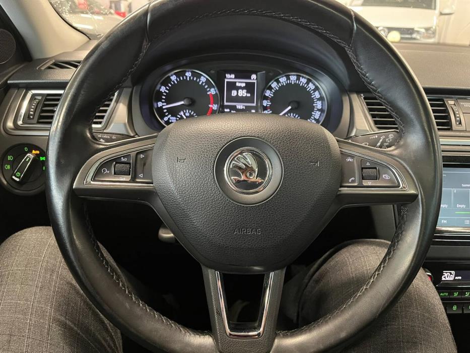 SKODA Rapid 2015