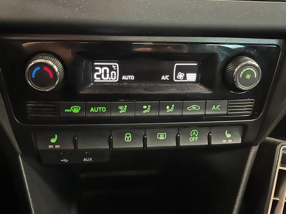 SKODA Rapid 2015