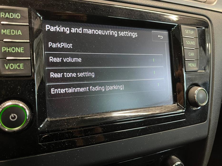 SKODA Rapid 2015
