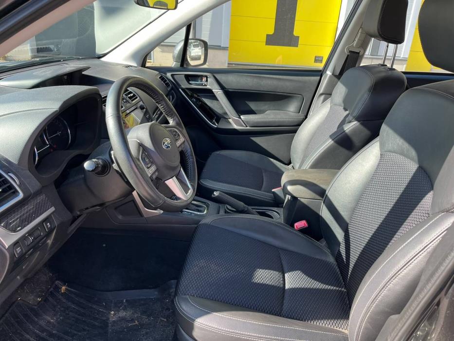SUBARU Forester 2019