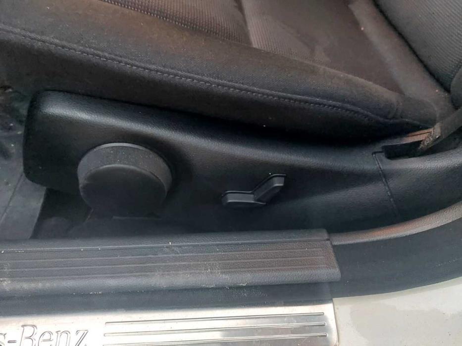 MERCEDES-BENZ C 2011