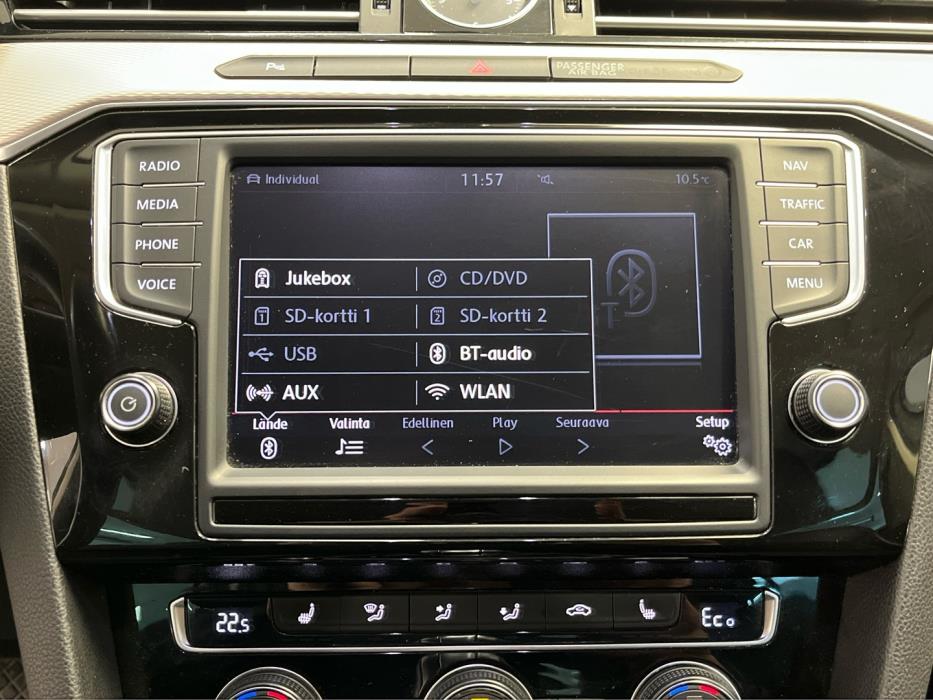 VOLKSWAGEN Passat 2016