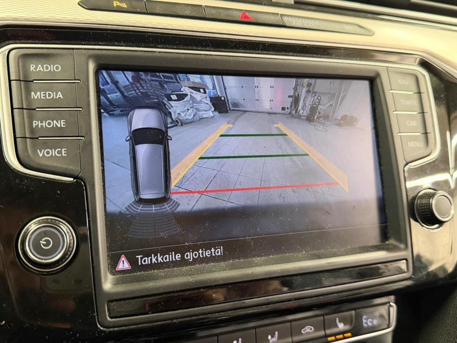 VOLKSWAGEN Passat 2016