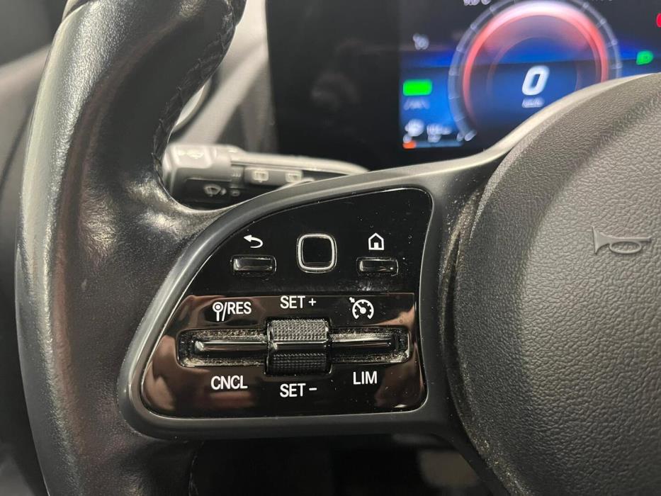 MERCEDES-BENZ B 2020