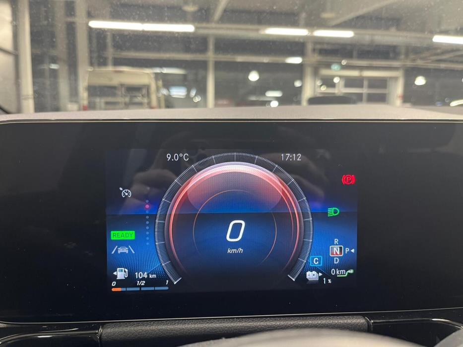 MERCEDES-BENZ B 2020