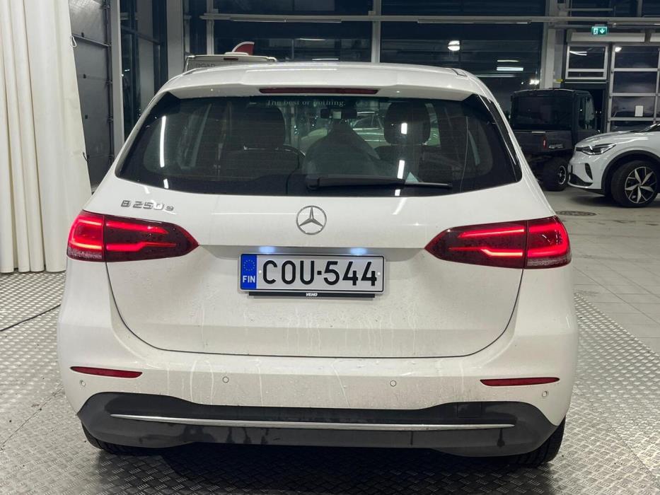 MERCEDES-BENZ B 2020