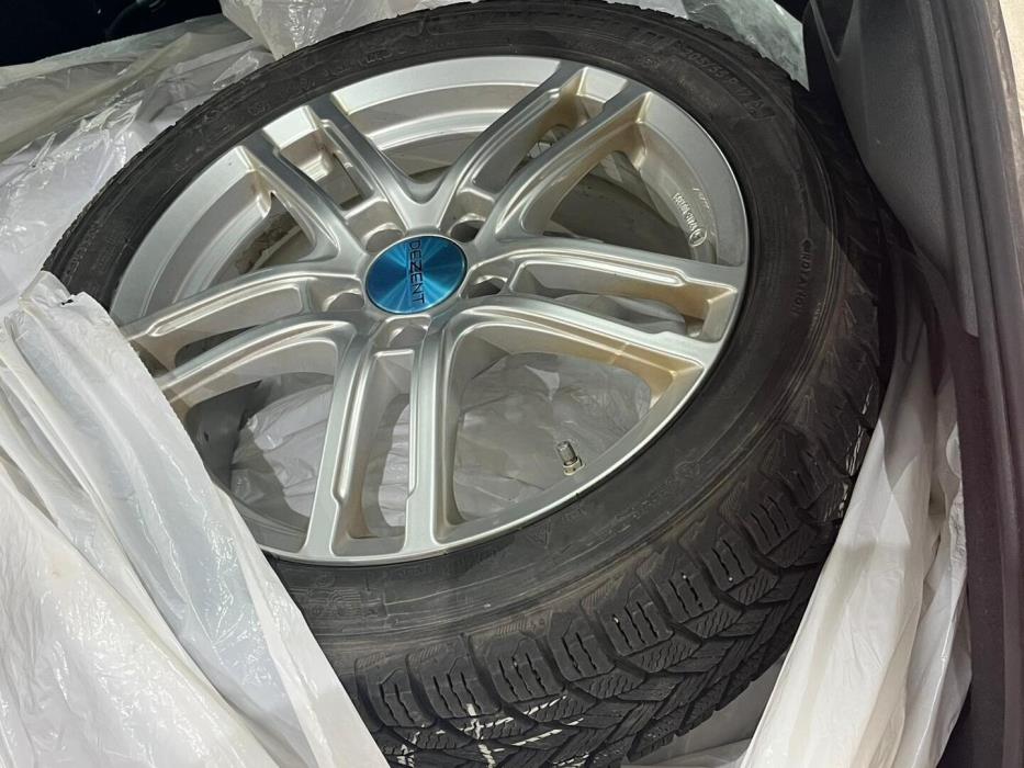 MERCEDES-BENZ B 2020