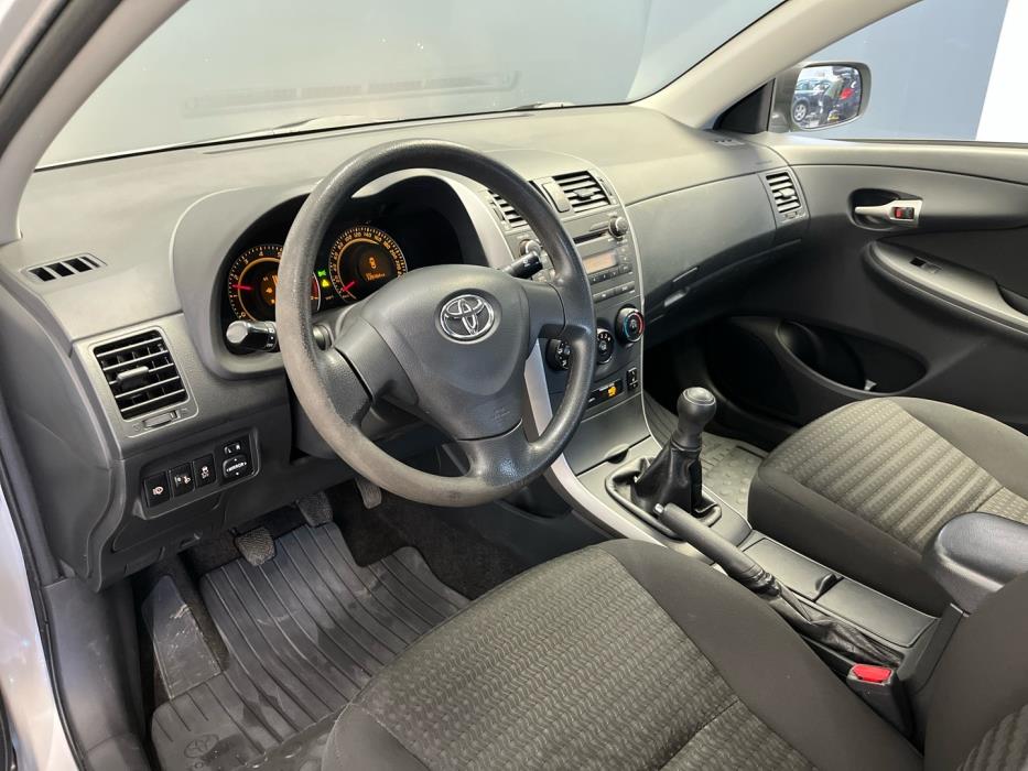 TOYOTA Corolla 2008