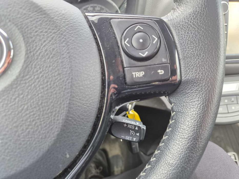 TOYOTA Yaris 2020