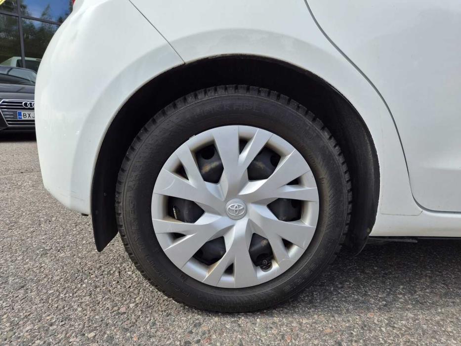 TOYOTA Yaris 2020