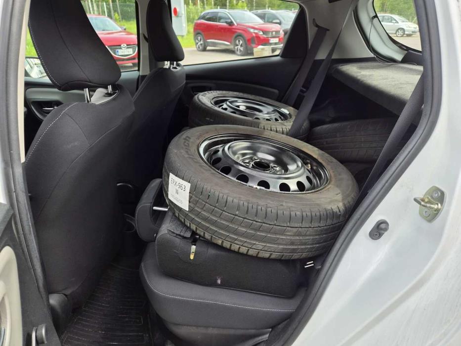 TOYOTA Yaris 2020