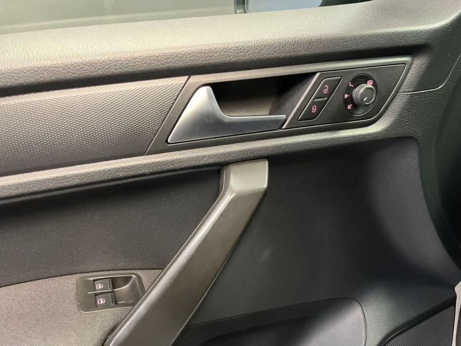 VOLKSWAGEN Caddy 2019