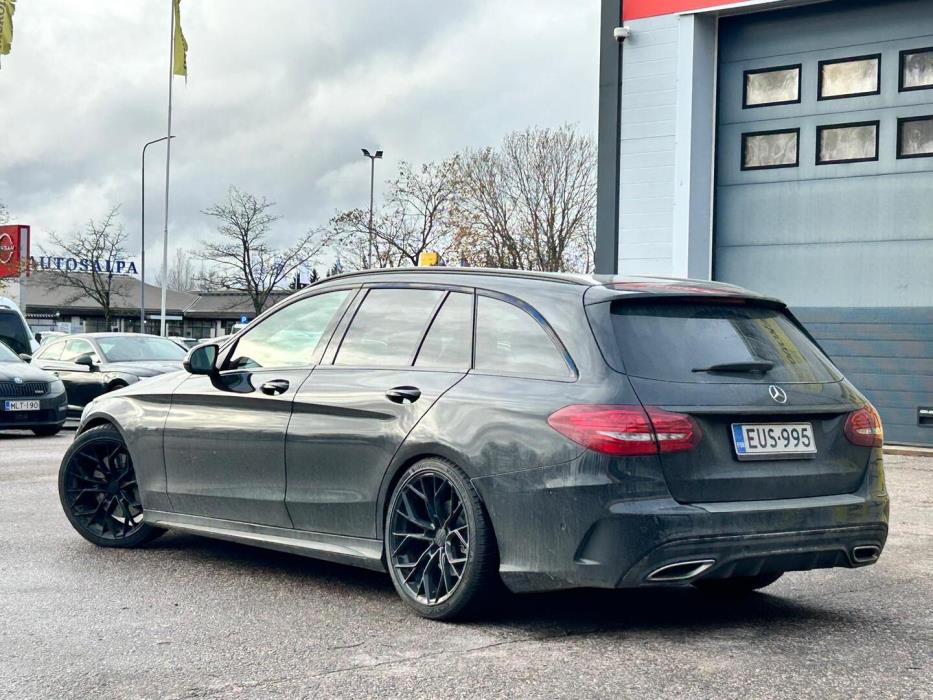 MERCEDES-BENZ C 2020