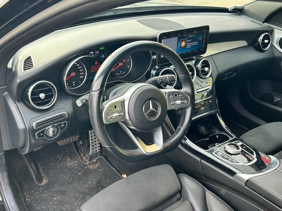 MERCEDES-BENZ C 2020