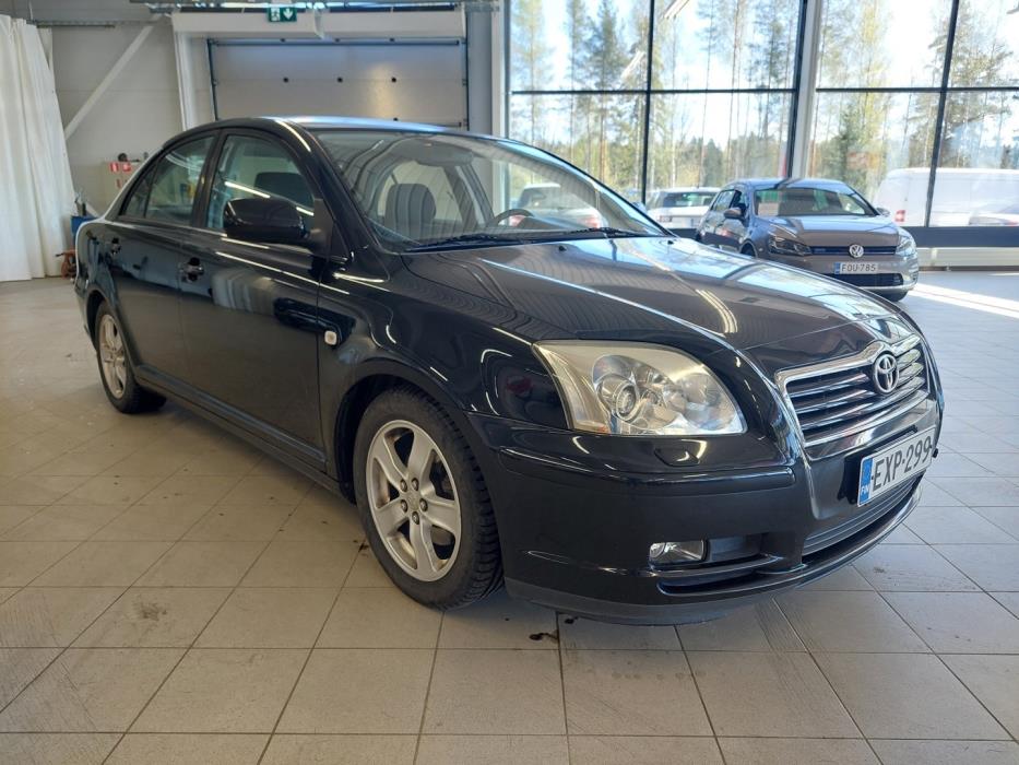 TOYOTA Avensis 2005