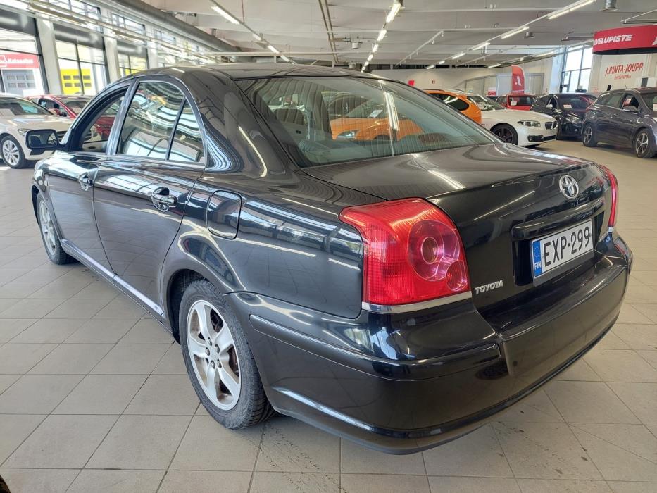 TOYOTA Avensis 2005