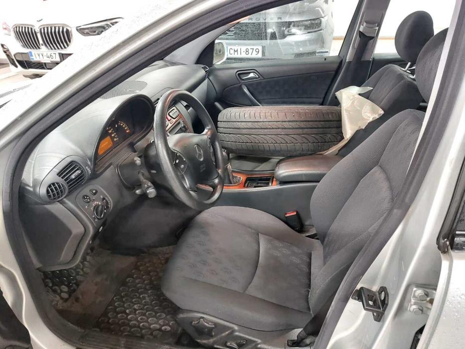 MERCEDES-BENZ C 2002