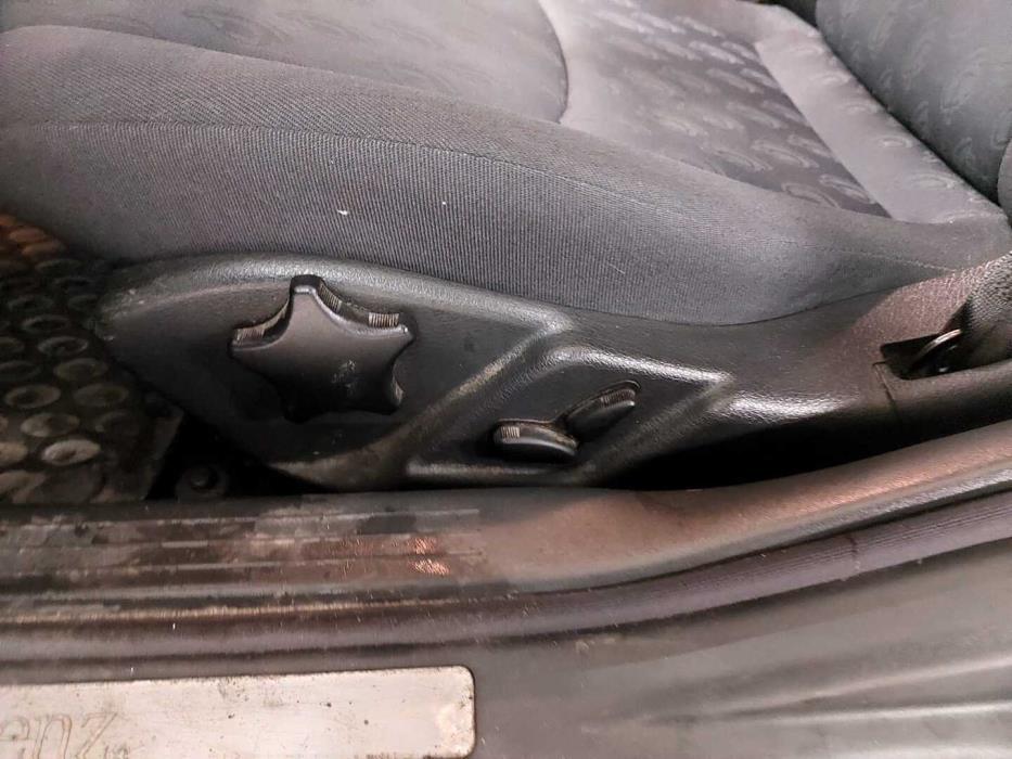 MERCEDES-BENZ C 2002