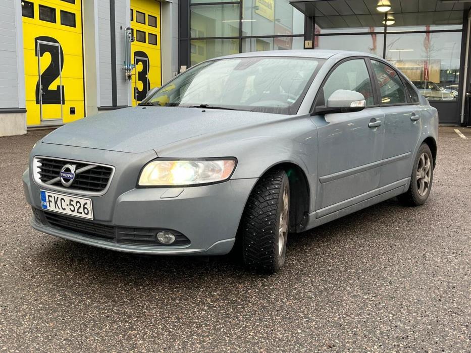 VOLVO S40 2011