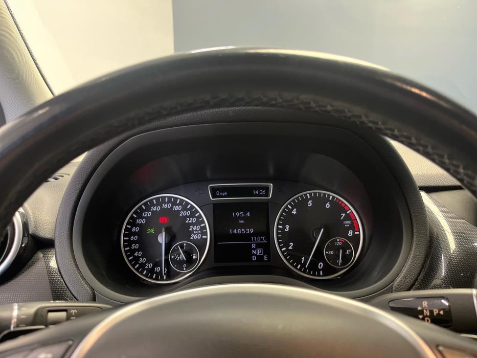 MERCEDES-BENZ B 2013