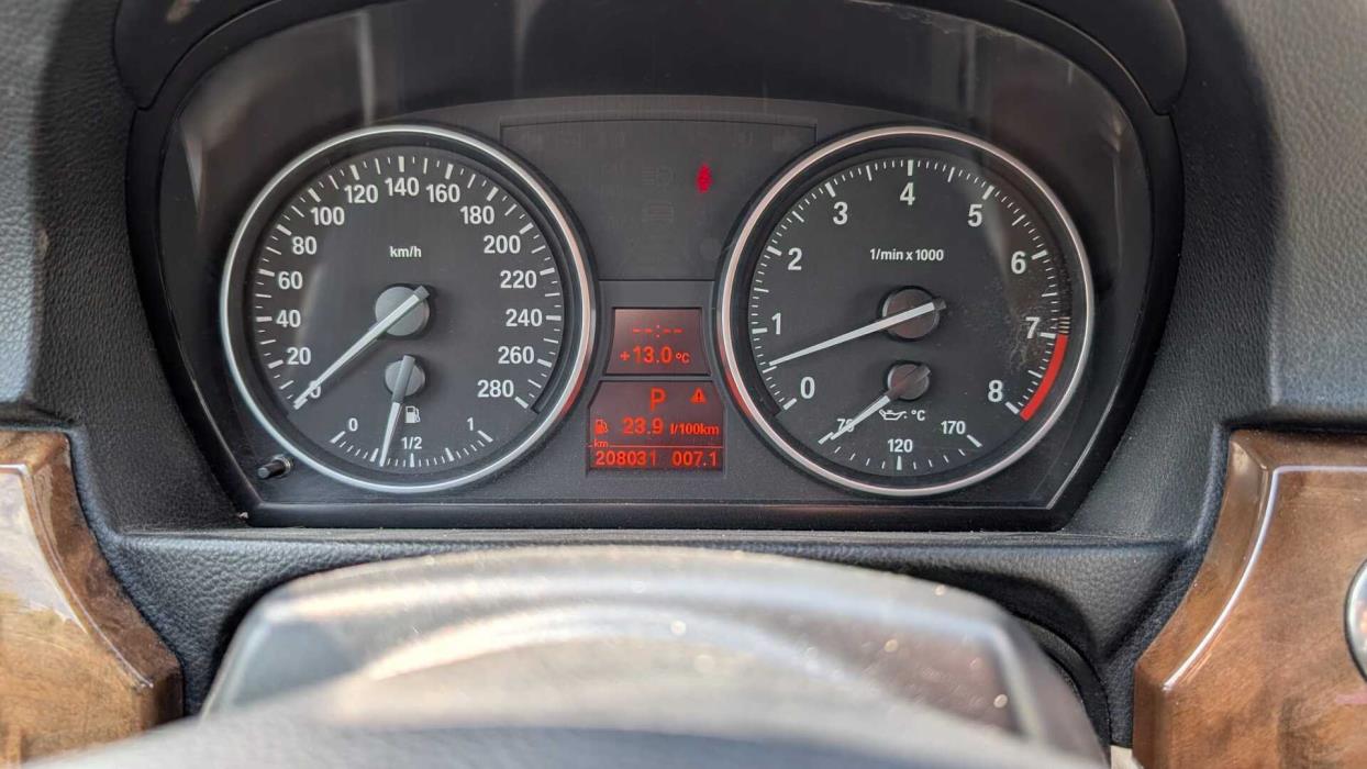 BMW 325 2007