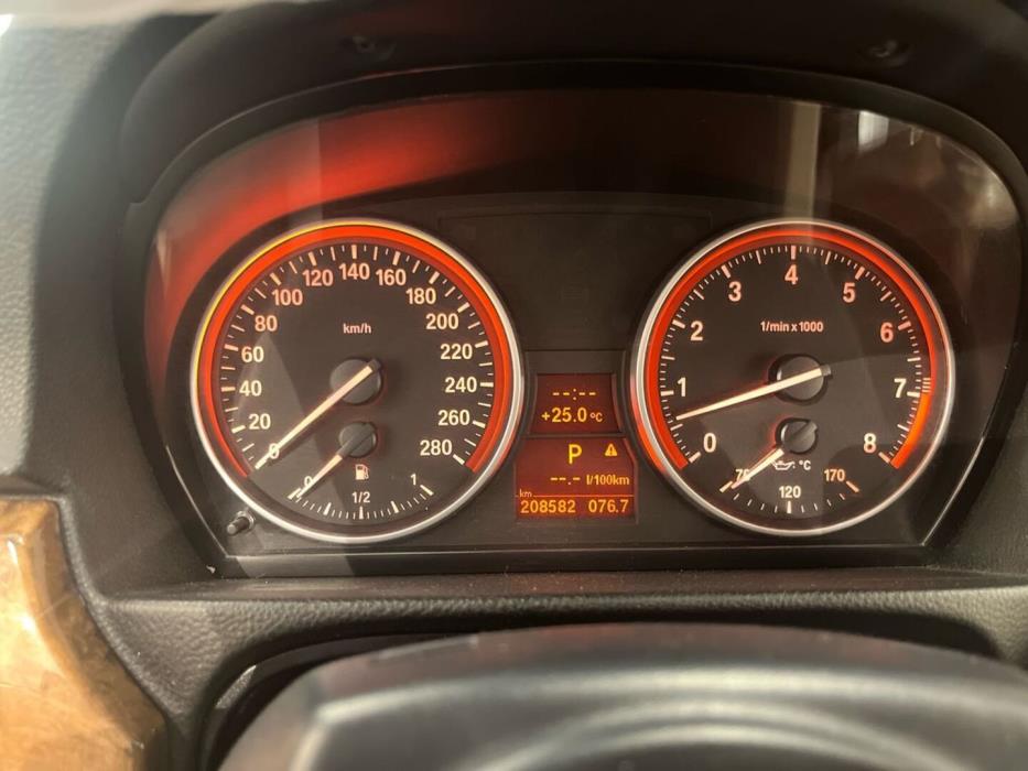 BMW 325 2007