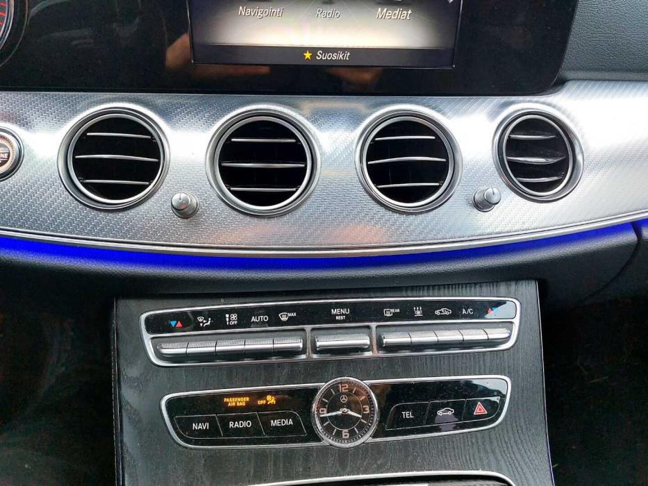 MERCEDES-BENZ E 2019