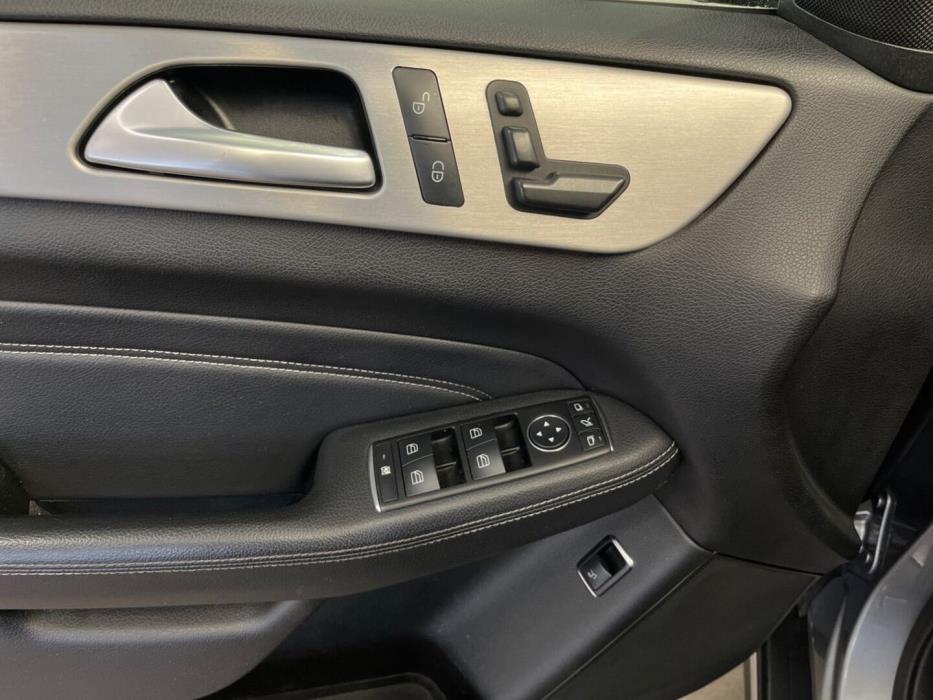 MERCEDES-BENZ ML 2012