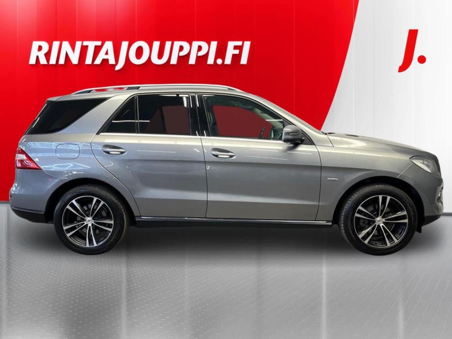 MERCEDES-BENZ ML 2012