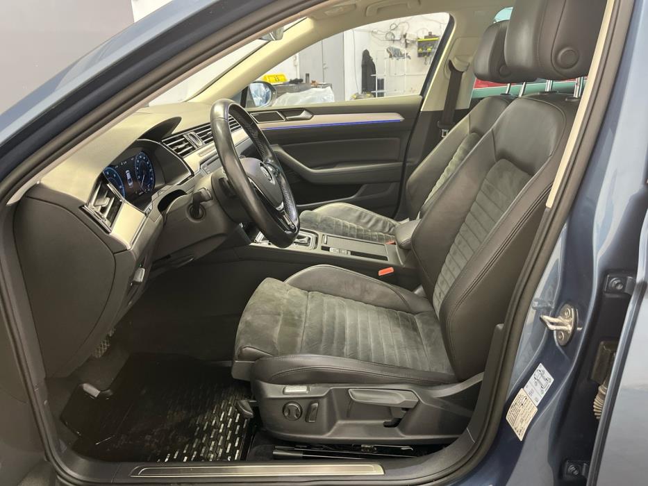 VOLKSWAGEN Passat 2016